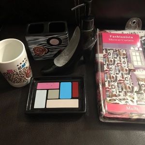Fashionista Bathroom Set